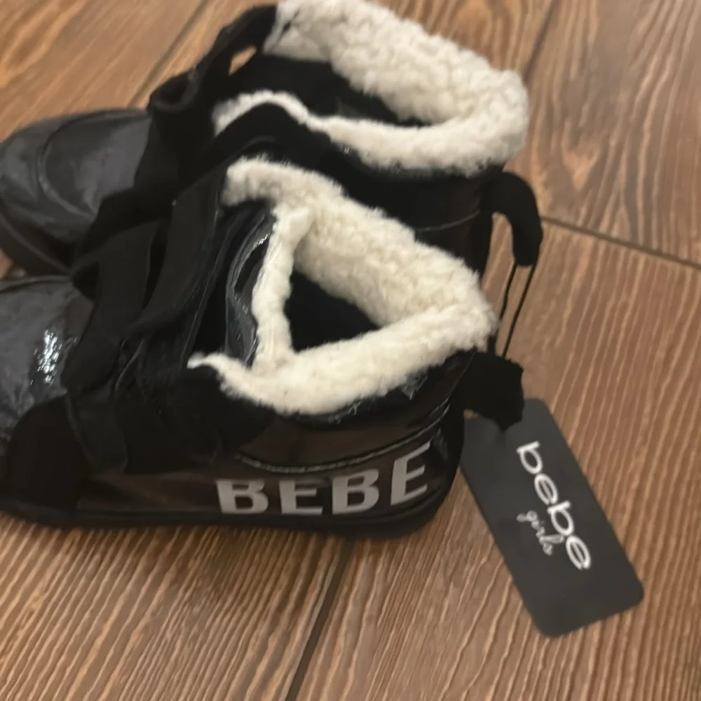 Bebe booties size 9 girls